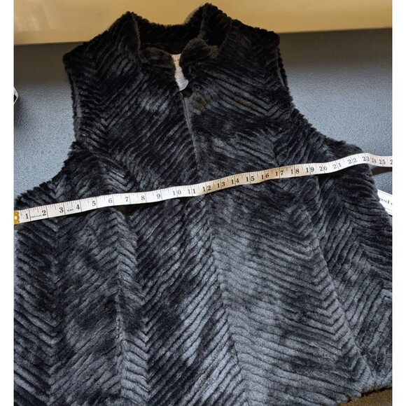 ALFRED DUNNER Vest Women’s Black Soft Faux Fur Lined Pockets Relaxed Fit Large - Picture 3 of 11